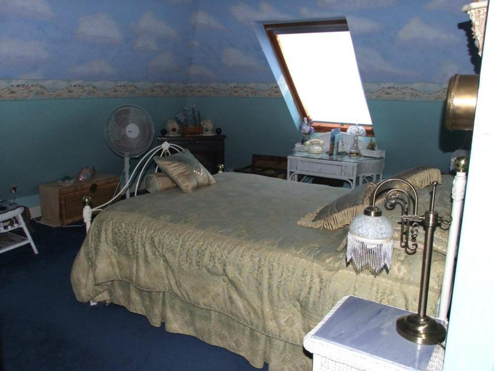 Robin'S Nest Bed & Breakfast San Andreas Стая снимка