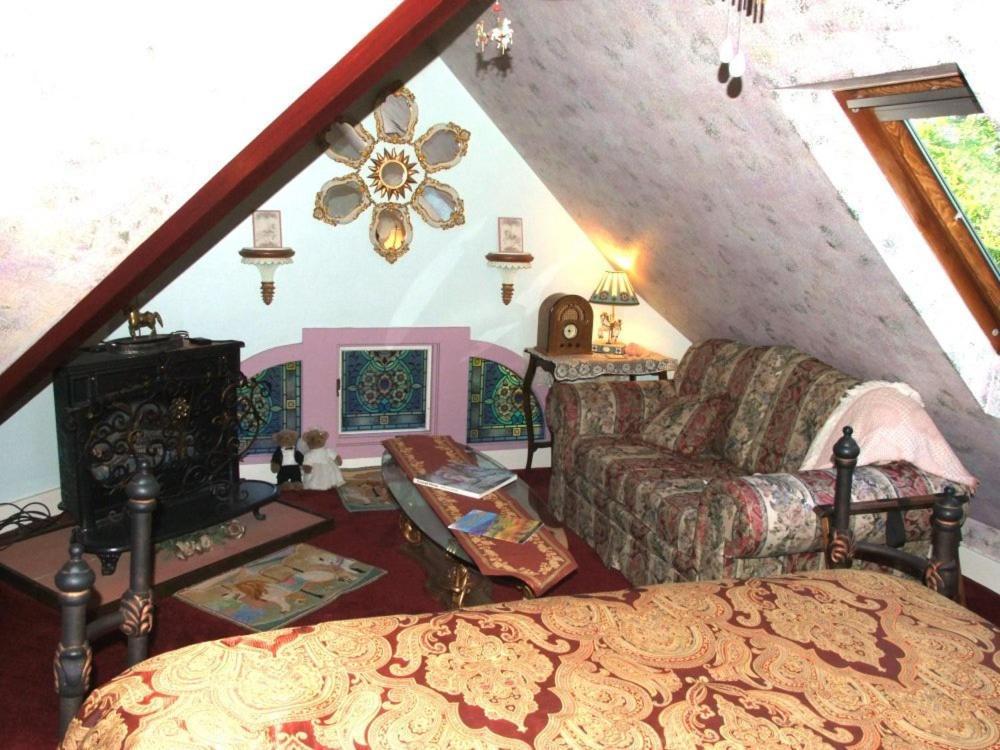 Robin'S Nest Bed & Breakfast San Andreas Стая снимка