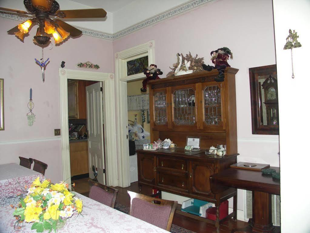 Robin'S Nest Bed & Breakfast San Andreas Екстериор снимка