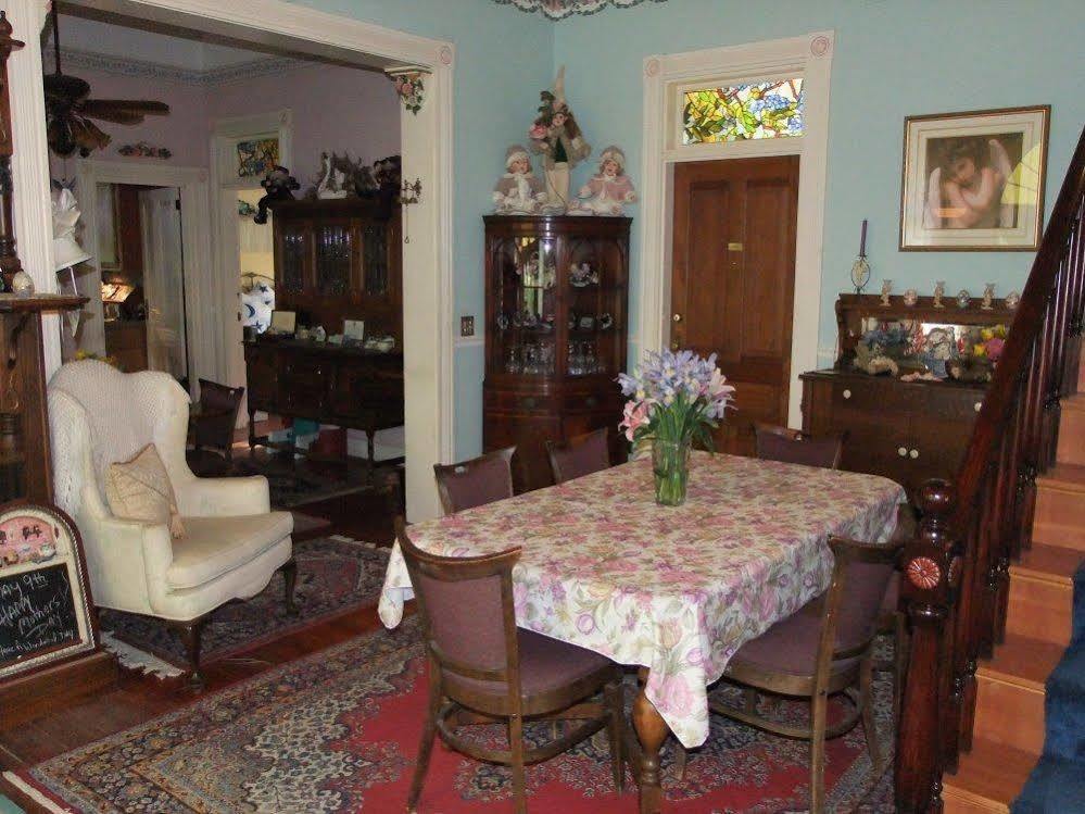 Robin'S Nest Bed & Breakfast San Andreas Екстериор снимка